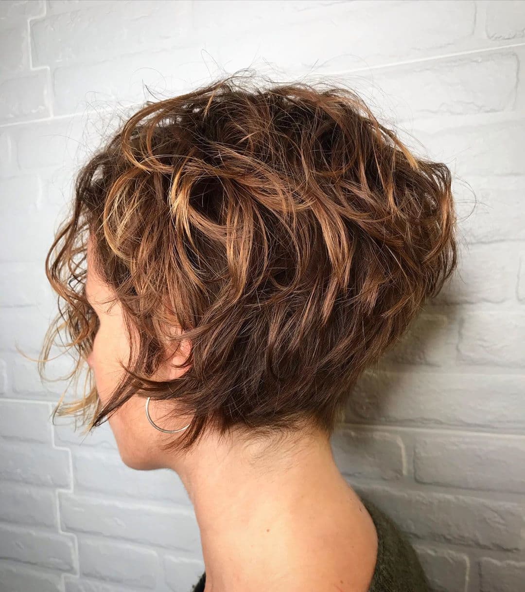 20 Perfect Looks For Short Curly Hair - StylesRant