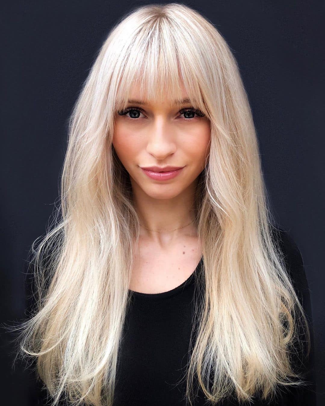 23 Perfectly Flattering Long Hairstyles With Bangs - StylesRant