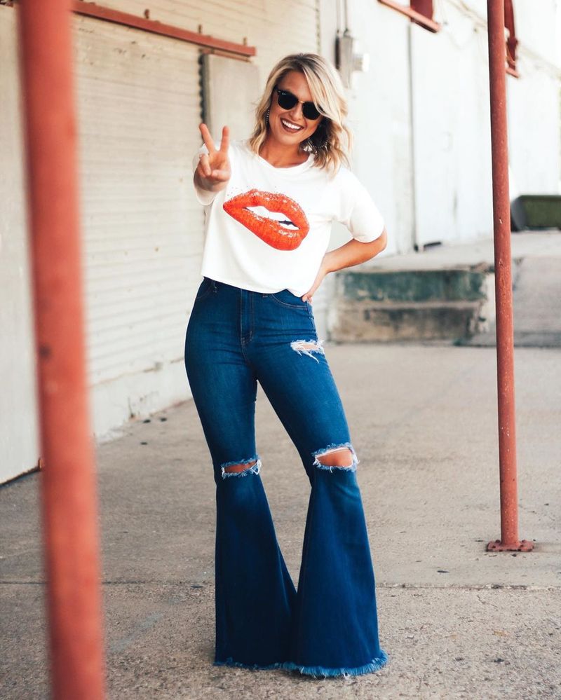 Trendy Jeans And Your Favorite Tee